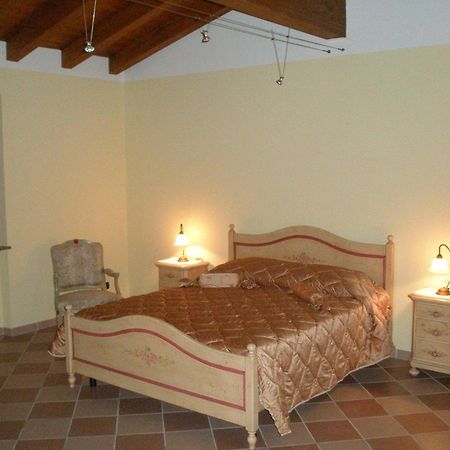 Bed And Breakfast Il Faggio Povegliano Veronese Buitenkant foto